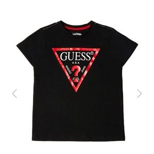 Guess Logo Tshirt
